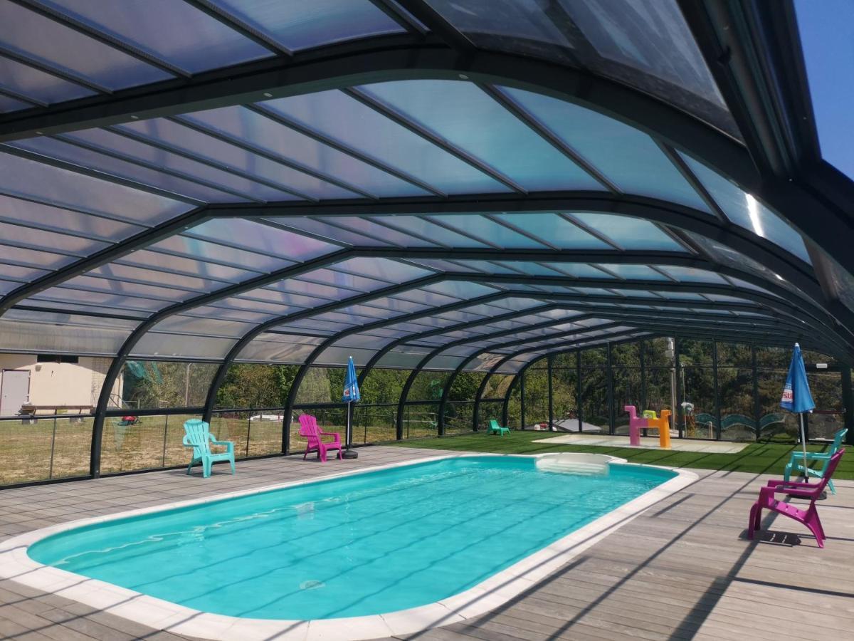Camping " Le Grun De Chignore" Vollore-Ville Kültér fotó